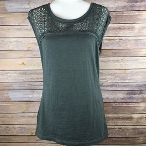 Eddie Bauer Lace Ruffle Sleeveless Top